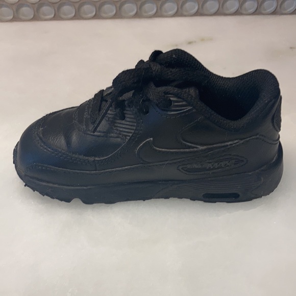Nike Air Max Runners - Picture 5 of 9